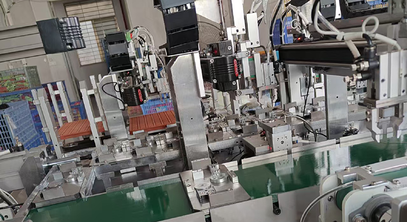 淺談螺絲和彈簧自動(dòng)化組裝檢測設(shè)備的工作原理、結(jié)構(gòu)和保養(yǎng)維護(hù)要求