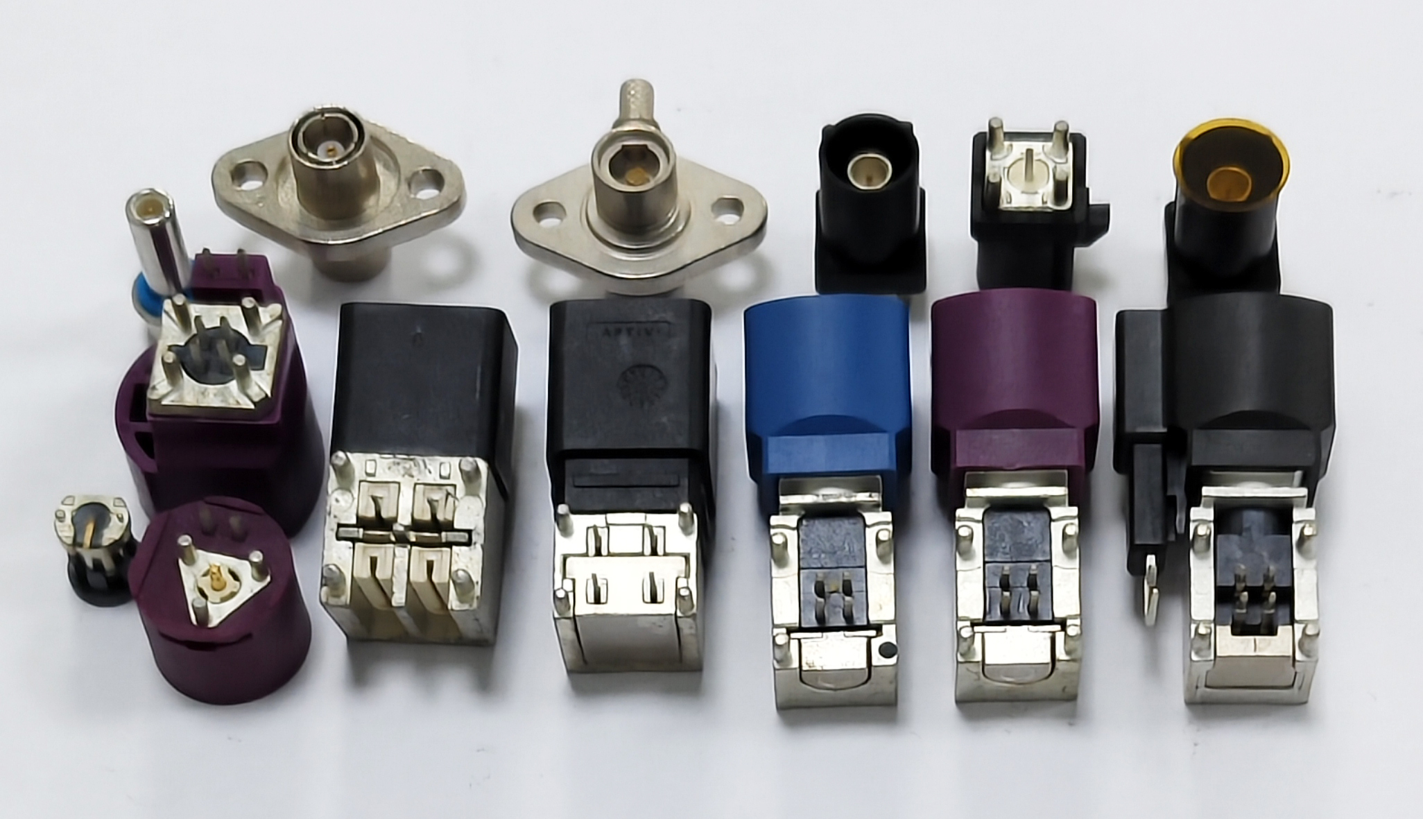 FAKRA連接器自動化組裝設備開發(fā)全流程解析