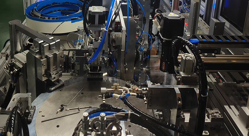 給工廠研發(fā)自動化設備是搶工人飯碗嗎?